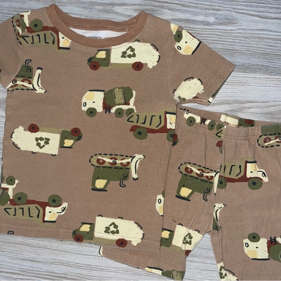 ⭐️5T Carters Baby Boys Pajamas Set⭐️ - Picture 2 of 4